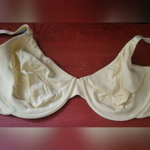 Victoria's secret unlined Light yellow bra 40D